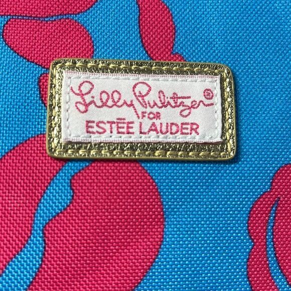 Lilly Pulitzer for Este Lauder Pool/Beach Tote! - Picture 2 of 5